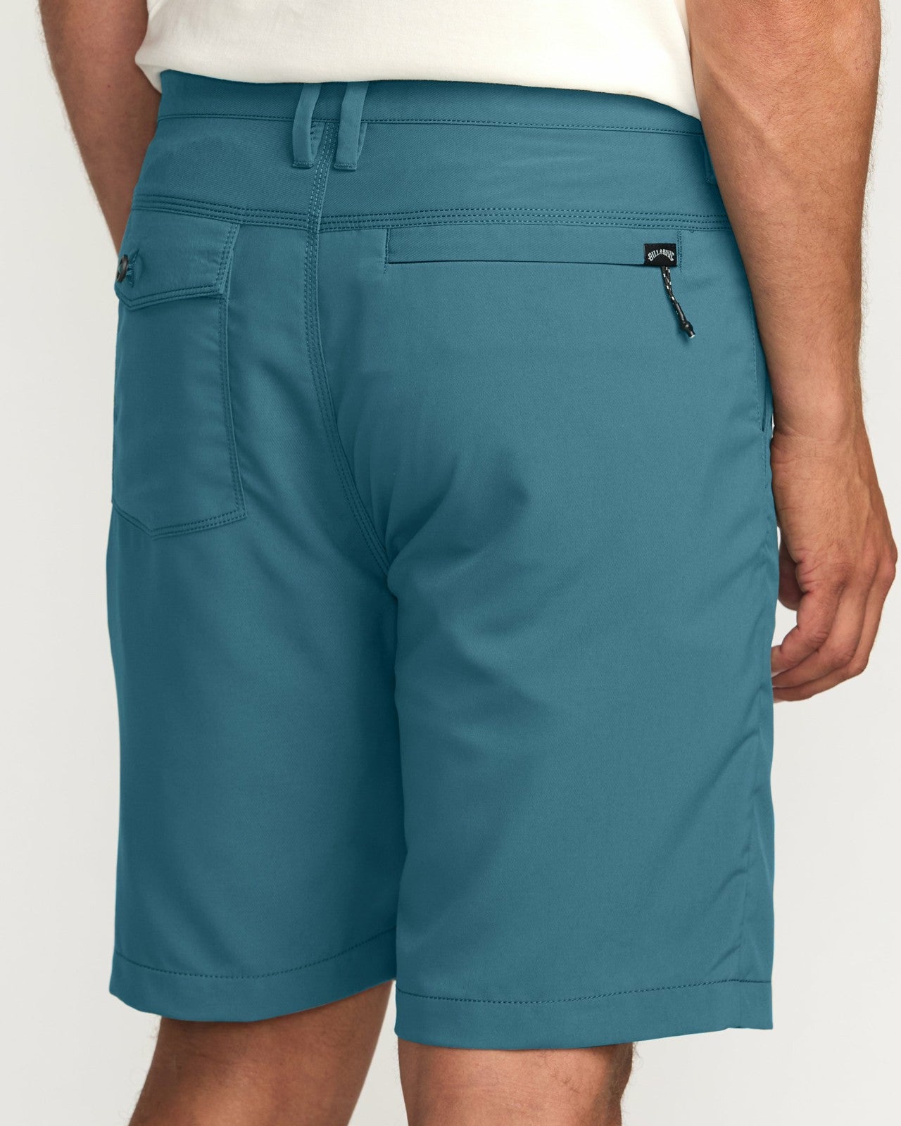 Surftrek Journey 20" Hybrid Shorts | Marine Billabong