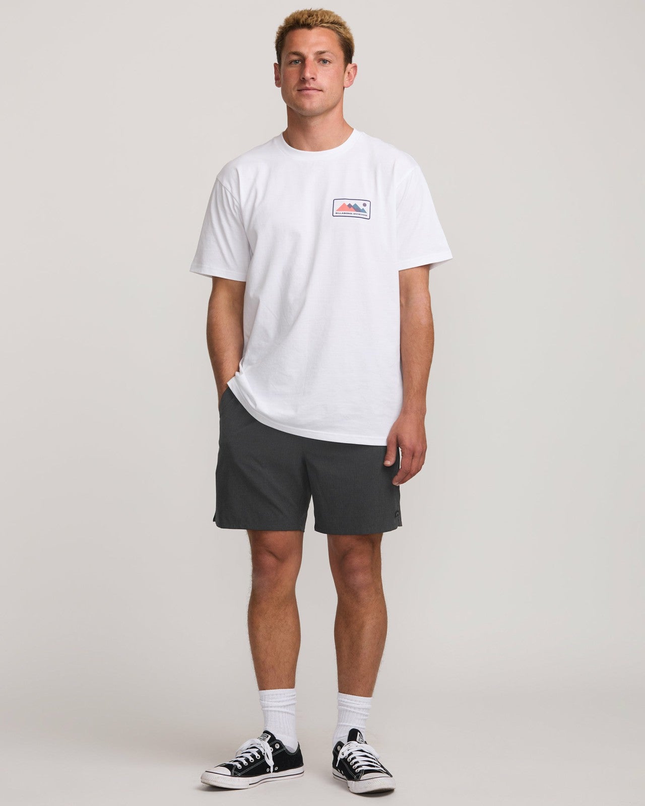 Surftrek Perforated Elastic 17" Hybrid Shorts | Black Billabong