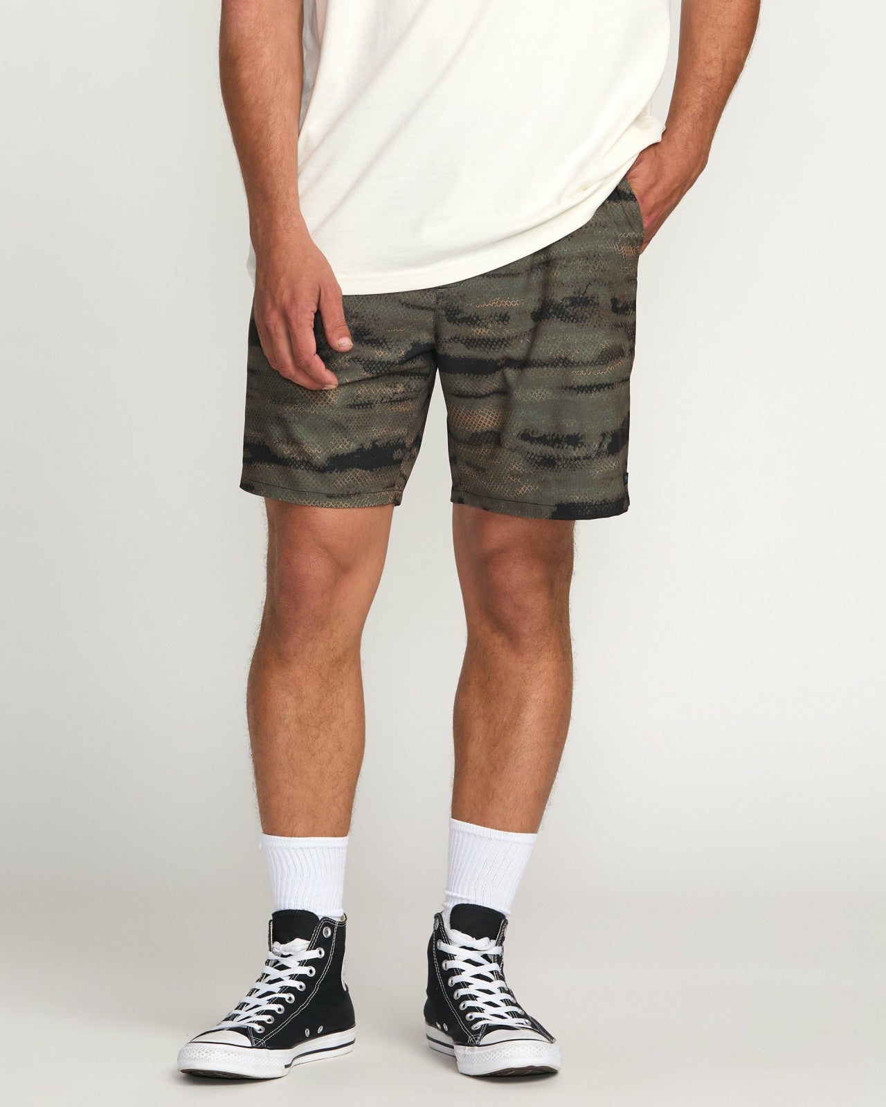 Surftrek Perforated Elastic 17" Hybrid Shorts | Dark Military Billabong