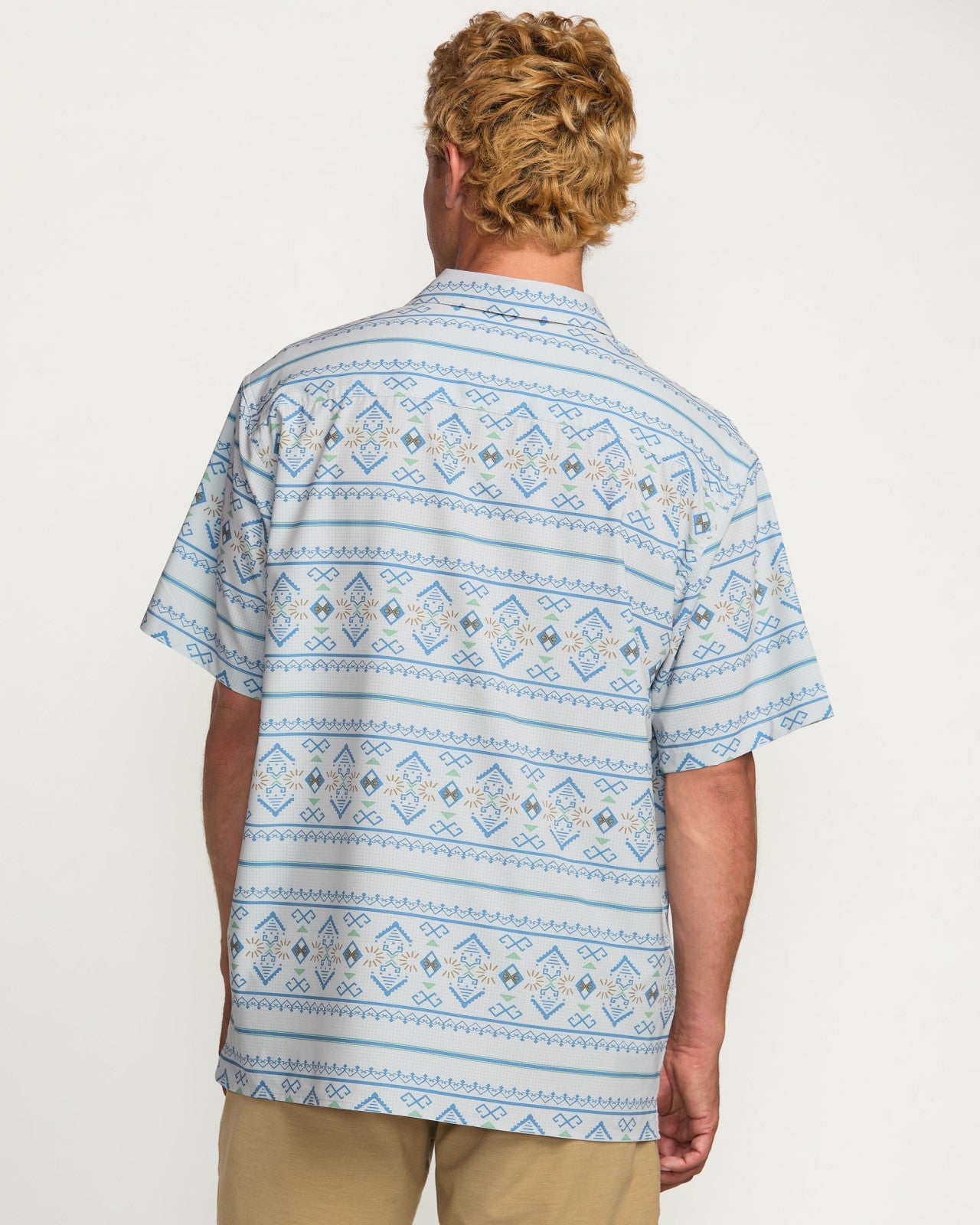 Surftrek Perf Short Sleeve Shirt | Alloy Billabong