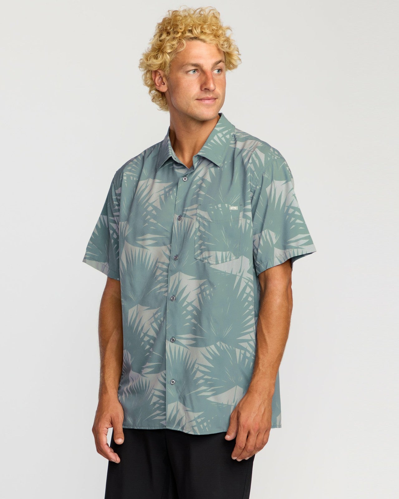 Surftrek Perf Short Sleeve Shirt | Sea Blue Billabong
