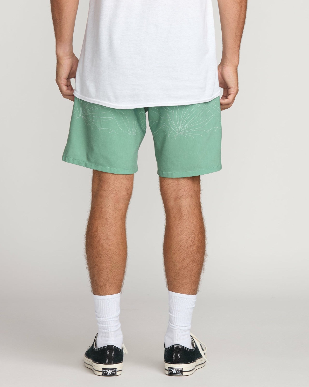 Surftrek Transit Elastic 17" Hybrid Shorts | Mist Green Billabong