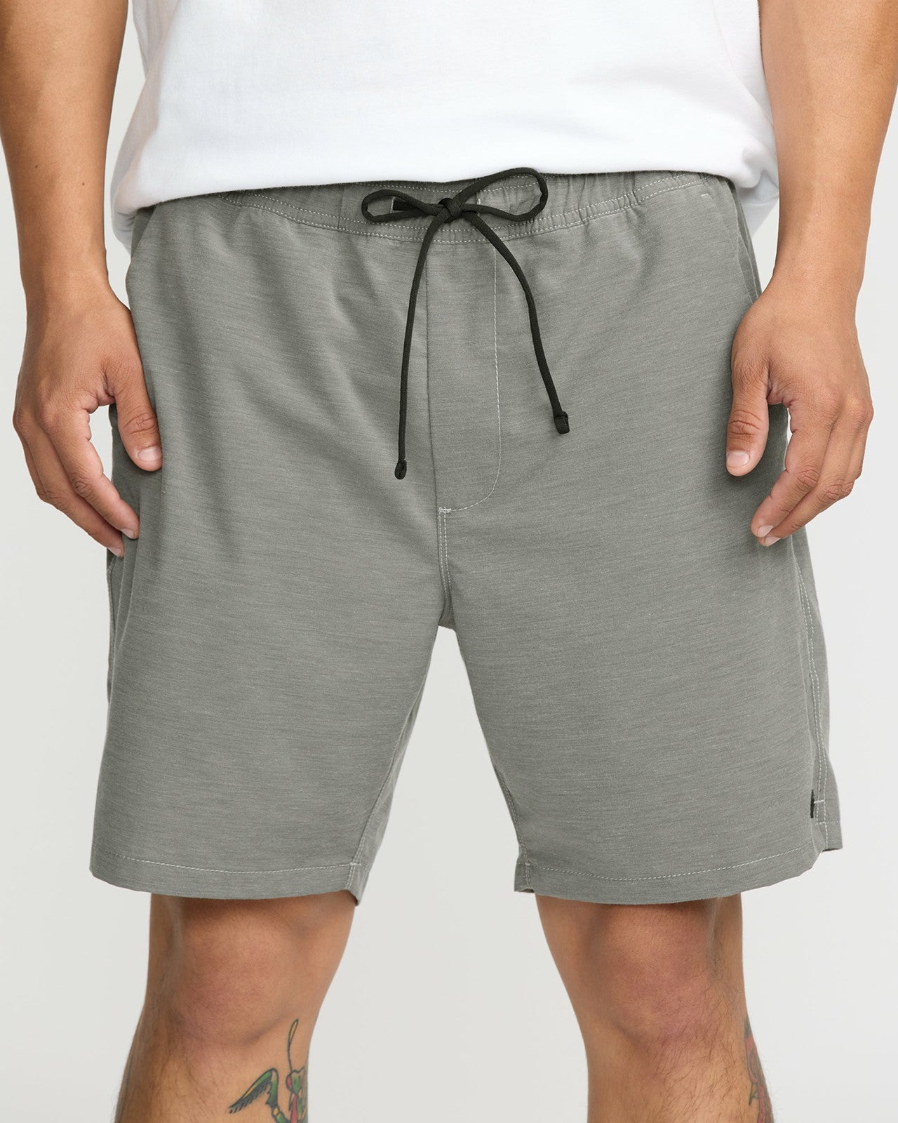 Surftrek Transit Elastic 17" Hybrid Shorts | Pewter Billabong