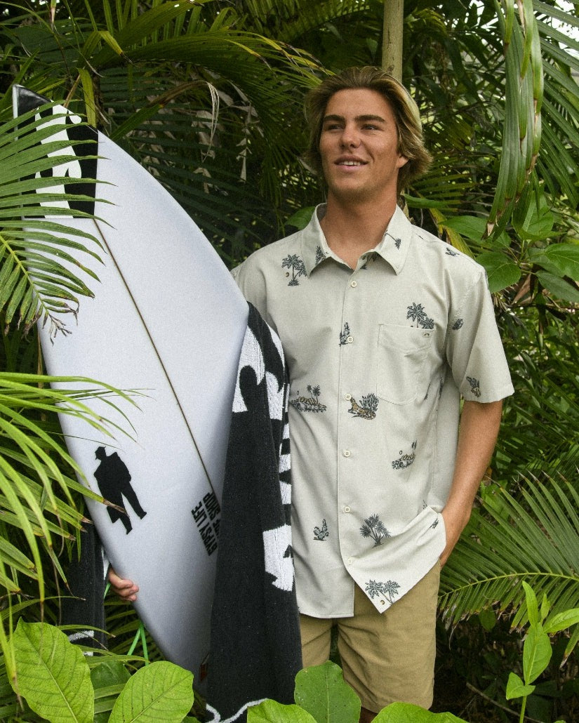 Surftrek Transit Short Sleeve Shirt | Chino Billabong