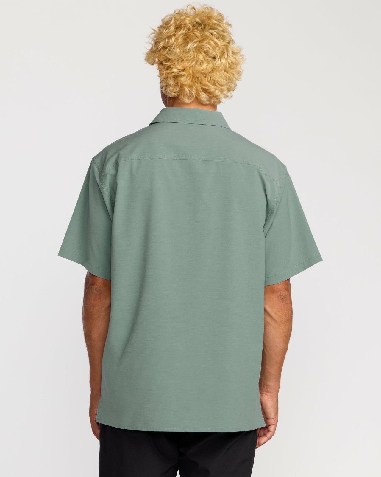 Surftrek Transit Short Sleeve Shirt | Sea Blue Billabong