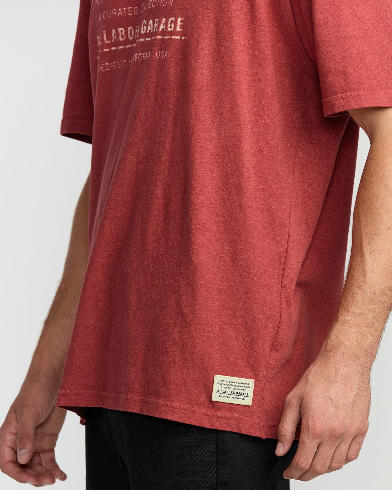The Label Garage Regular Short Sleeve T-Shirt | Burnt Red Billabong