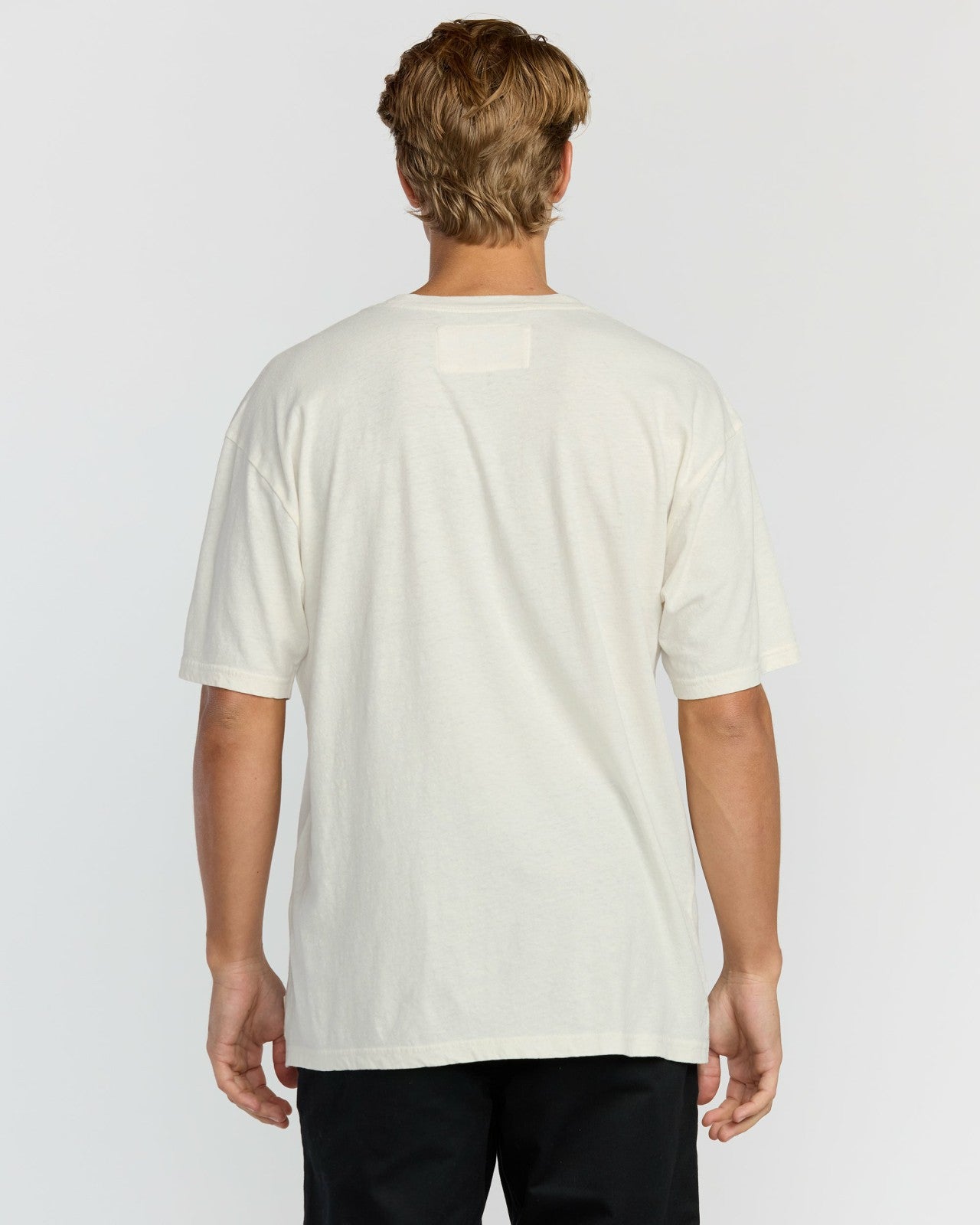 The Label Garage Regular Short Sleeve T-Shirt | Off White Billabong