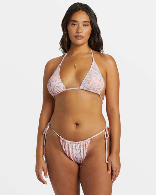 The Tropics Call Remi Triangle Bikini Top | Feelin Peachy Billabong