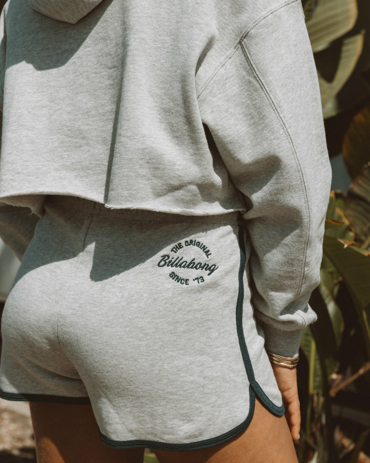 Triple Palms Dolphin Shorts | Heather Grey Billabong