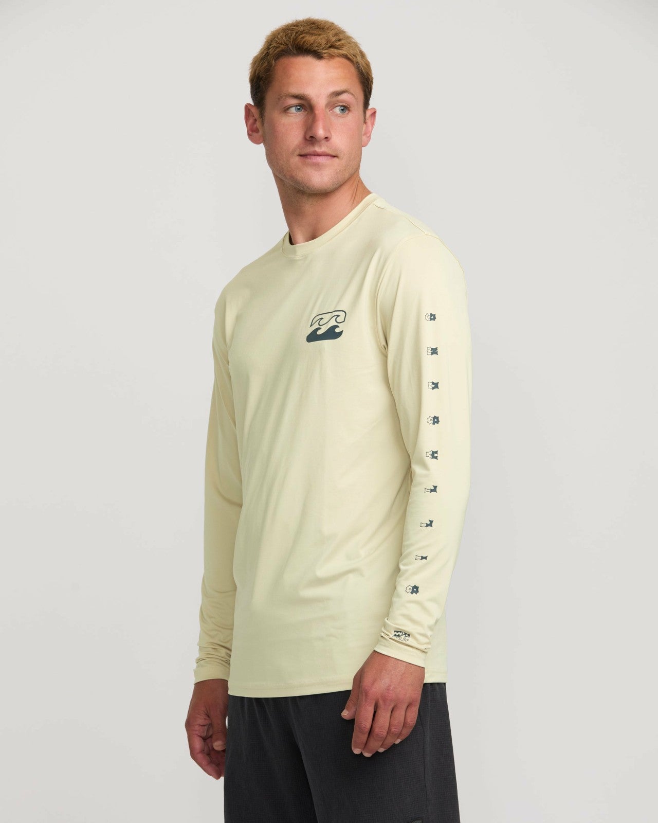 Unity Loose Fit Long Sleeve Surf Tee | Desert Sand Billabong