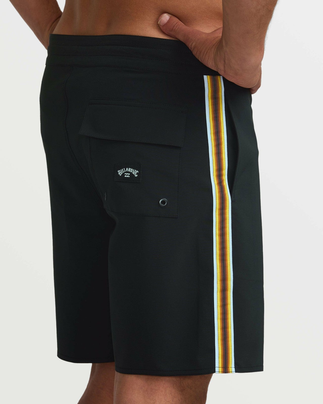 Wategos Lo Tide 19" Boardshorts | Black Billabong