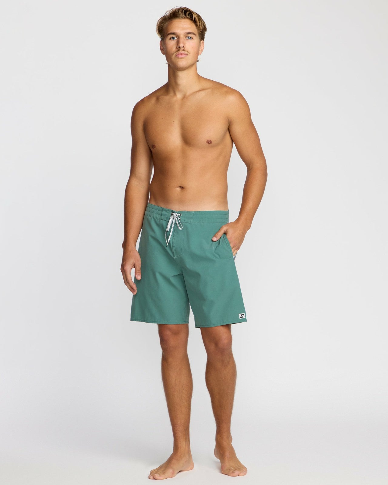 Wategos Lo Tide 19" Boardshorts | Sage Green Billabong