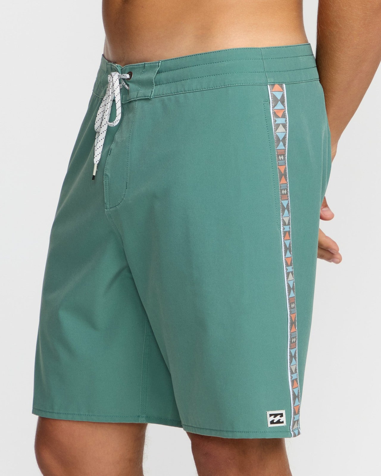 Wategos Lo Tide 19" Boardshorts | Sage Green Billabong