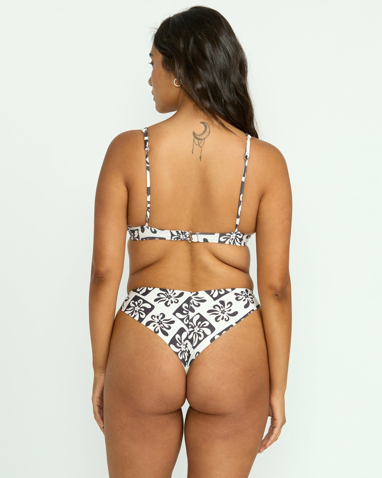Ur A Legend Marina Underwire Bikini Top | Black Sands Billabong