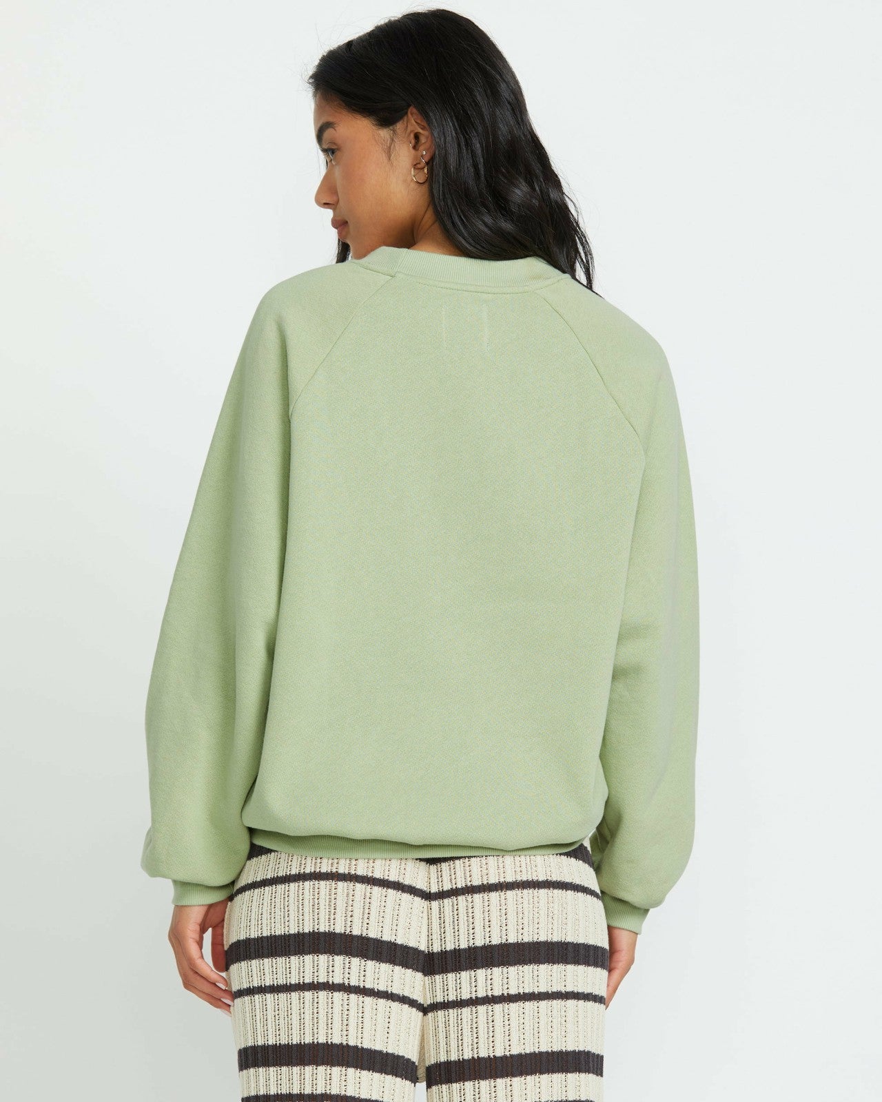 The Waves Crew Sweatshirt | Pistachio Billabong