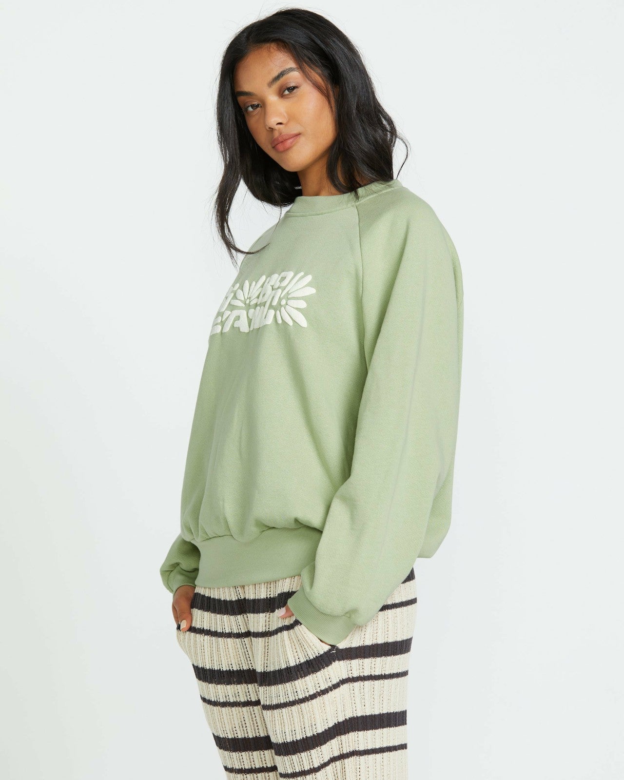 The Waves Crew Sweatshirt | Pistachio Billabong